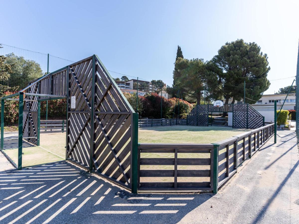 Vacancéole - Résidence L'Ile d'Or La Londe-les-Maures Exterior foto